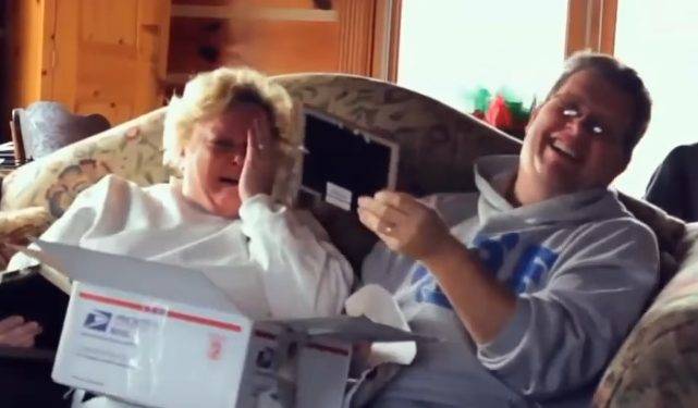 Amikor a család megtudja, hogy jön a baba – videó