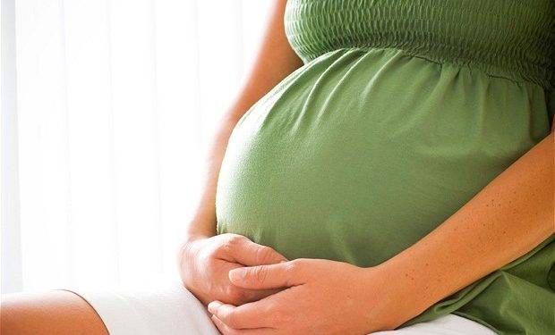 Nem kell tudnia a főnöknek, ha terhes vagy