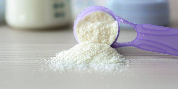 Magyarországon is visszahívják a Lactalis babatejporait