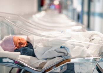 Karanténban lévő szülők és a koraszülött