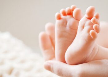 Stabil léptek a pici lábaknak – Mit érdemes tudni a supinált cipőkről?